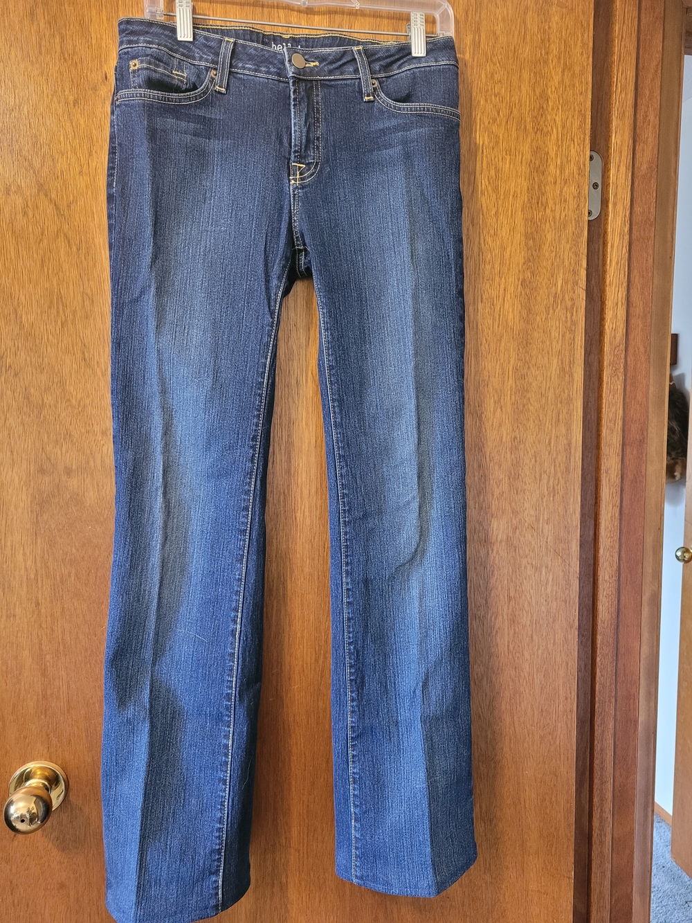 Straight Leg Women's Jeans in Dark Blue